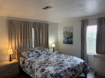 Photo 5 of 21 of home located at 1834 Bloom Drive Lakeland, FL 33803