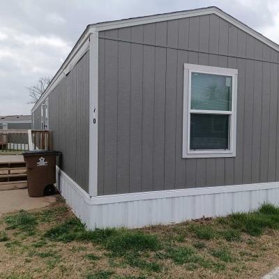 Photo 2 of 14 of home located at 2501 Martin Luther King Dr #710 San Angelo, TX 76903