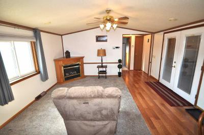 Photo 4 of 13 of home located at 674 Aspen Grove Sheboygan Falls, WI 53085
