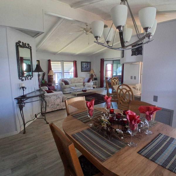 1985 Palm Harbor Mobile Home