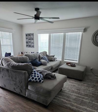 Photo 4 of 7 of home located at 162 Elmwood Lane Naples, FL 34112