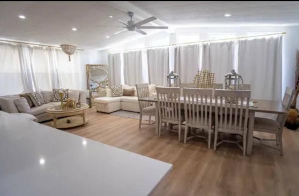 1982 Manufactured Home