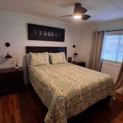 Photo 3 of 8 of home located at 384 Jewelwood Lane Naples, FL 34112