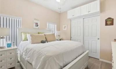 Photo 5 of 8 of home located at 601 Sunrise Naples, FL 34110