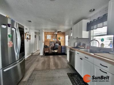 Photo 4 of 76 of home located at 1498 Killarney Court Unit B Ocala, FL 34472