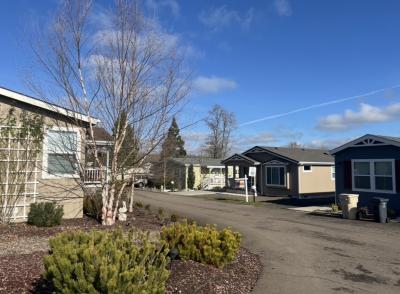 Photo 2 of 16 of home located at 5055 NE Elliott Circle #178 Corvallis, CA 97330