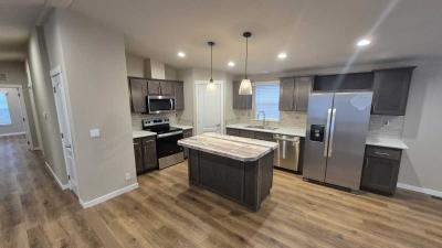 Photo 4 of 17 of home located at 5055 NE Elliott Circle #217 Corvallis, CA 97330
