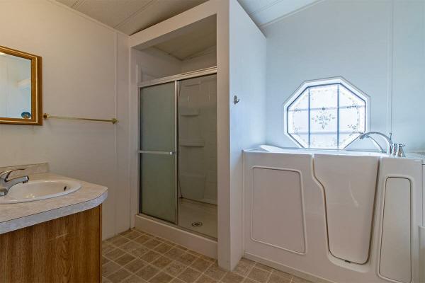 1990 Nashua Manufactured Home