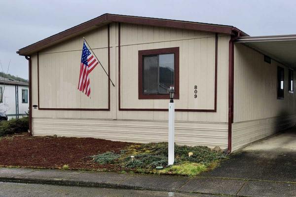 Photo 1 of 2 of home located at 809 Shadow Ranch Ln Roseburg, OR 97470