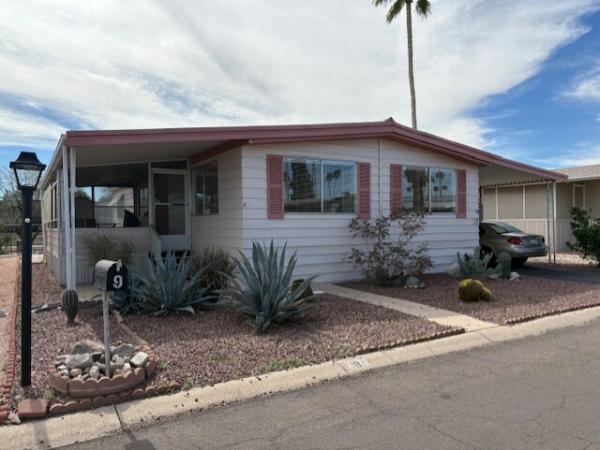 1979 Hillcrest Mobile Home For Sale