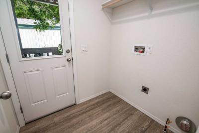 Photo 5 of 11 of home located at 108 Cottonwood Circle Oroville, CA 95965