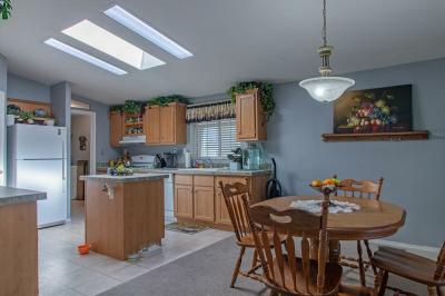 Photo 4 of 19 of home located at 1601 S. Sandhill Rd. Las Vegas, NV 89104