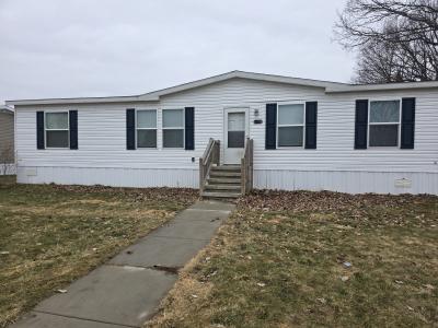 Photo 5 of 13 of home located at 371 Red Pine Drive Flint, MI 48506