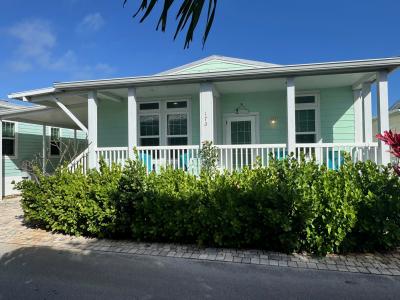 Photo 2 of 13 of home located at 173 NE Portside Way Jensen Beach, FL 34957