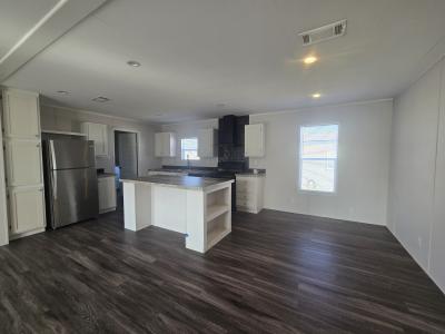 Photo 4 of 9 of home located at 529 Split Rail Parkway Kyle, TX 78640