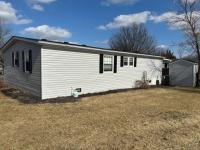 1995 Oakwood Mobile Home