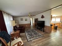 1995 Oakwood Mobile Home