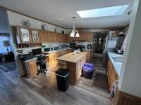 1995 Oakwood Mobile Home