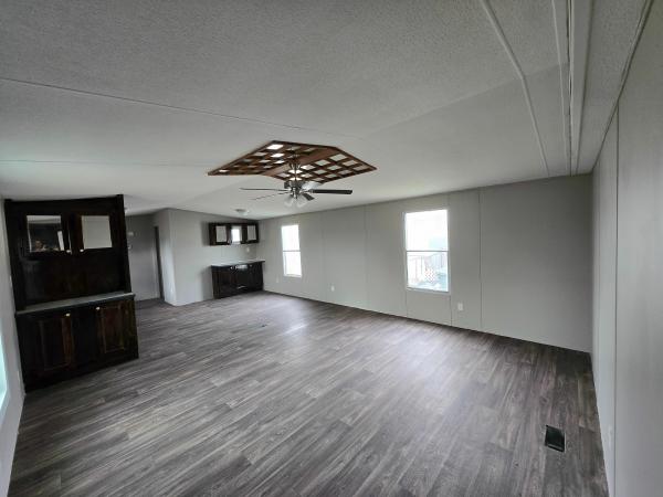 1997 Clayton Homes Inc Aurora II Mobile Home