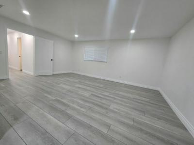 Photo 4 of 30 of home located at 2038 Palm St #434 Las Vegas, NV 89104