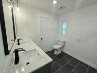 1973 VIKING / BRETTWOOD Manufactured Home