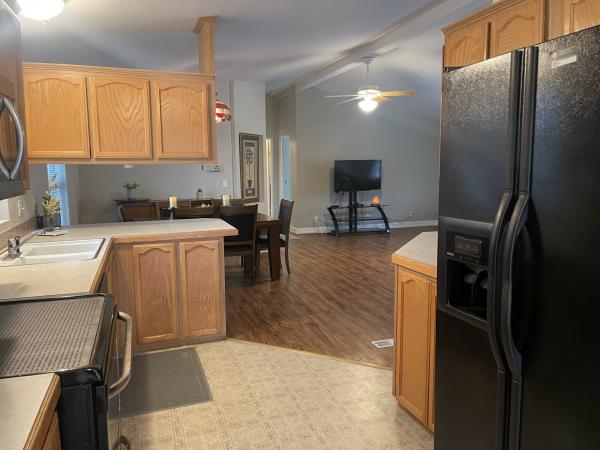 2002 Fleetwood 4513B Mobile Home