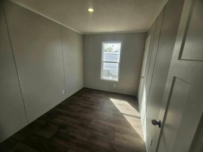 Photo 5 of 12 of home located at 500 Talbot Ave., #B-086 Canutillo, TX 79835