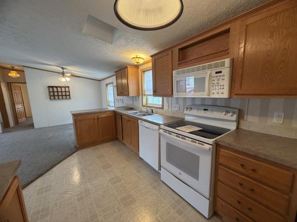 2004 Fortune ab Mobile Home