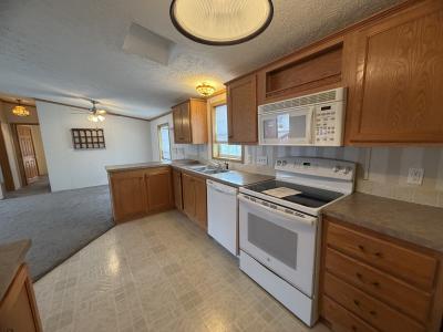 Photo 5 of 18 of home located at 29258 Hidden River Drive Gibraltar, MI 48173