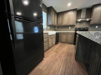 Photo 5 of 23 of home located at 119 Betty #Be119 Conroe, TX 77301