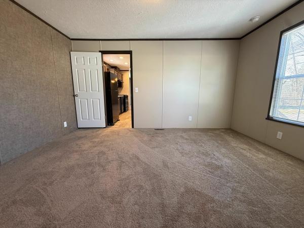 2017 Redman Advantage 11  Home