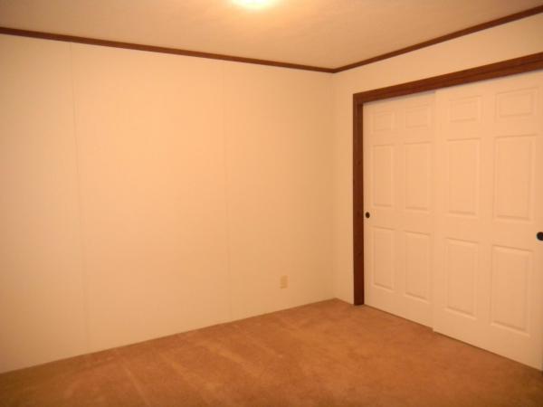 2011 SKYLINE 2470 F349B  Home