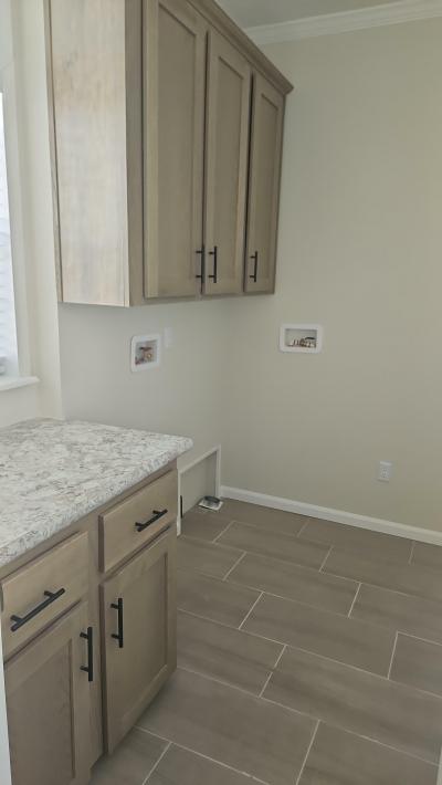Photo 5 of 26 of home located at 412 Joseph Way Lot 280 Tarpon Springs, FL 34689