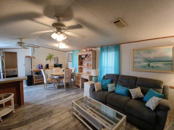 2005 Manufactured Home