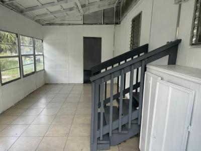 Photo 3 of 10 of home located at 44 Circle Dr Mount Dora, FL 32757