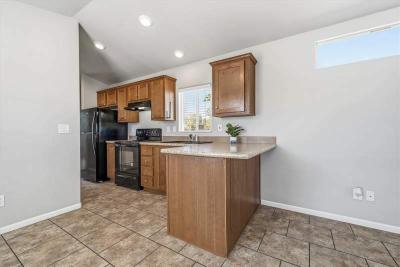 Photo 3 of 15 of home located at 3431 N Flowing Wells Road #46 Tucson, AZ 85705