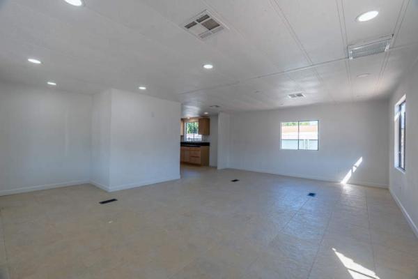 1979 NEWMO Manufactured Home