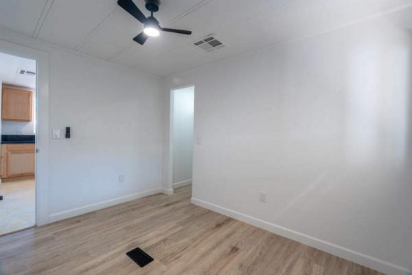 1979 NEWMO Manufactured Home