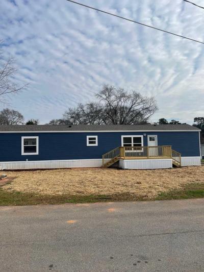 Photo 2 of 14 of home located at 3000 Clarks Bridge Rd, Lot 26 Gainesville, GA 30501