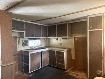 Photo 3 of 23 of home located at 346 Baldwin Ave Lakeland, FL 33815