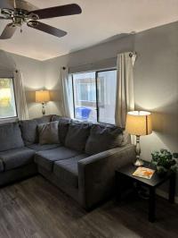 1989 90002 Skyline HM Inc Palm Manor / PMA8810 Manufactured Home