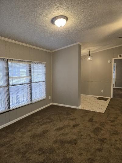 Photo 3 of 6 of home located at 85 Emerald Circle Whitmore Lake, MI 48189