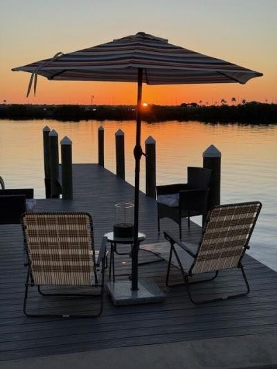 Photo 2 of 29 of home located at 327 3rd St Dr W # 7 Palmetto Fl, FL 34221