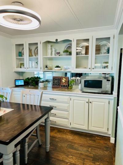 Photo 5 of 29 of home located at 327 3rd St Dr W # 7 Palmetto Fl, FL 34221