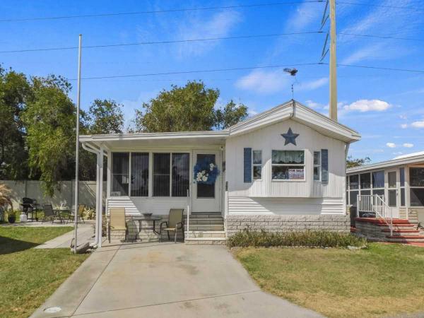 Photo 1 of 2 of home located at 41219 Hockey Drive Lot 265 Zephyrhills, FL 33540