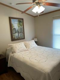 2010 American Homestar Oak Manor Manufactured Home