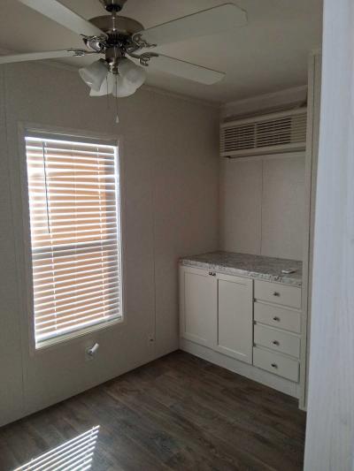 Photo 5 of 12 of home located at 321 Isbell Rd Fort Worth, TX 76114