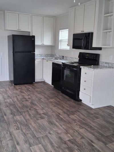 Mobile Home at 321 Isbell Road Fort Worth, TX 76114