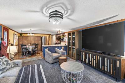 Photo 5 of 23 of home located at 2109 Squire Lane Mounds View, MN 55112