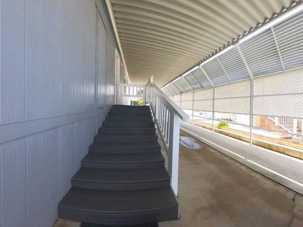 2003 Skyline Oak Manor Manufactured Home